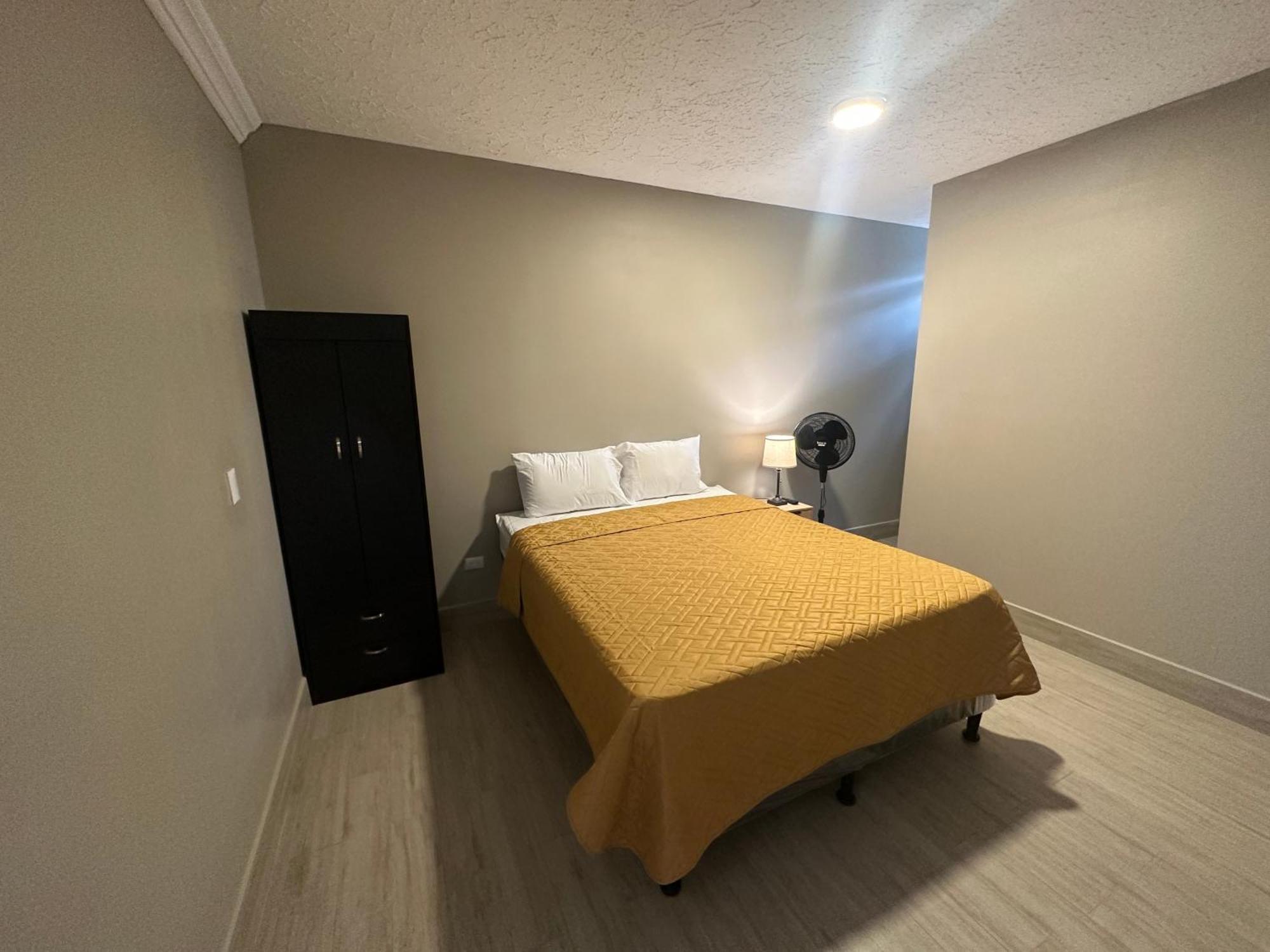 Villa Sicilia Guatemala City Екстер'єр фото